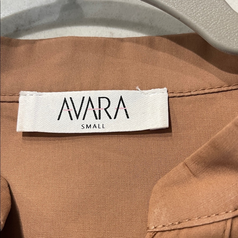 AVARA Women's Tan Blouse - Picture 2 of 2